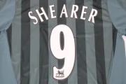 Newcastle United retro 05/06 visitante - Imagen 9