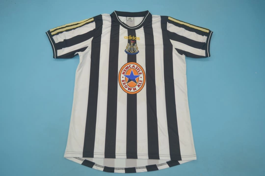 Retro-Clubes-Newcastle-United-97-99-local-portada Newcastle United retro 97/99 - Imagen 1