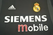 Real Madrid retro 04/05 visitante - Imagen 8