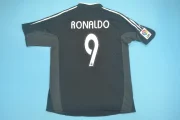 Real Madrid retro 04/05 visitante - Imagen 20