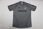 Real Madrid retro 05/06 alternativa