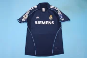 Real Madrid retro 05/06 visitante - Imagen 14