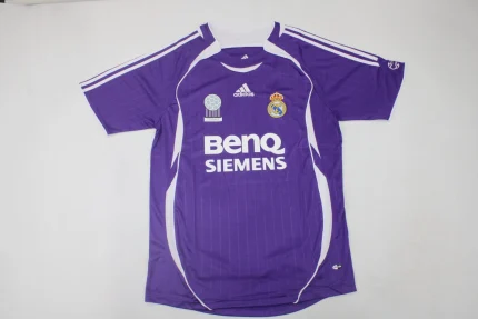 Real Madrid retro 06/07 alternativa