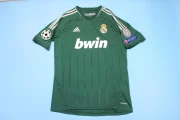 Real Madrid retro 12/13 alternativa - Imagen 8