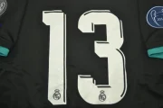 Real Madrid retro 17/18 visitante - Imagen 28