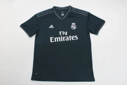 Real Madrid retro 18/19 visitante
