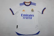 Real Madrid retro 21/22 local version jugador