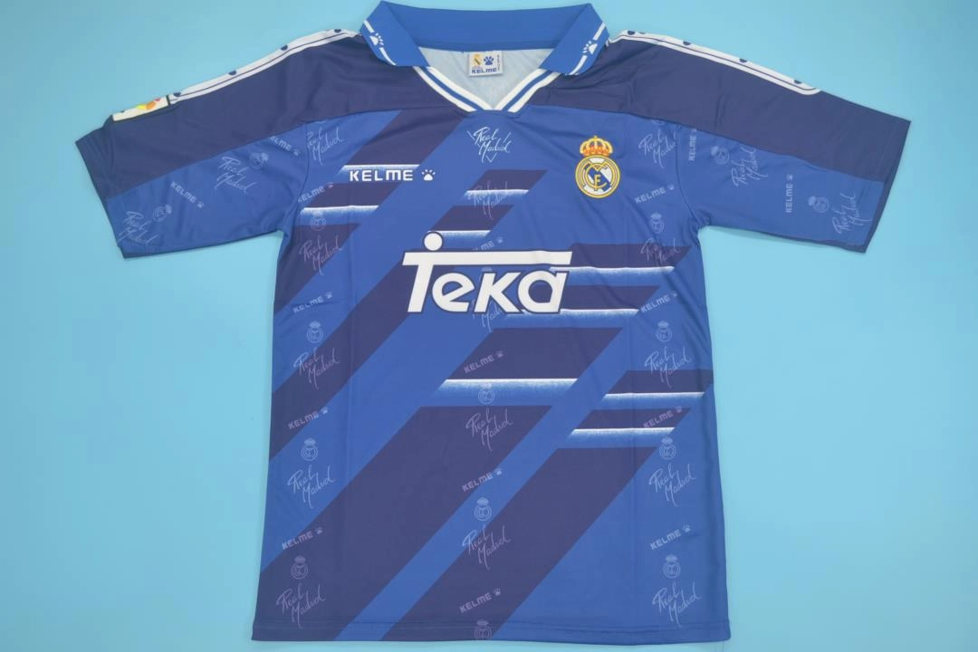 Retro-Clubes-Real-Madrid-94-96-visitante-portada Real Madrid retro 94/96 visitante - Imagen 1