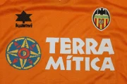 Valencia retro 99/00 visitante - Imagen 9
