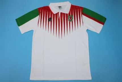Gales retro 1996-1998 visitante