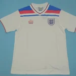 Inglaterra retro 1980 local