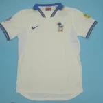 Italia retro 1996 visitante