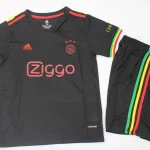 Kit de niño Ajax retro 21/22