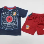 Kit de niño Atlético de Madrid retro 04/05 visitante