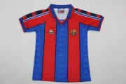 Kit de niño Barcelona retro 96/97 local - Imagen 14