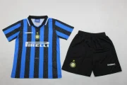 Kit de niño Inter de Milán retro 97/98 local