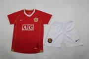 Kit de niño Manchester United retro 06/07