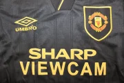 Kit de niño Manchester United retro 93/94 visitante - Imagen 5