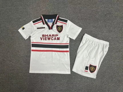 Kit de niño Manchester United retro 96/97 visitante