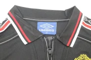 Kit de niño Manchester United retro 98/99 alternativa - Imagen 12