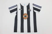 Kit de niño Newcastle United retro 96/97 - Imagen 2