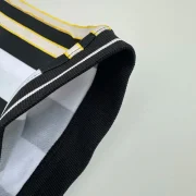 Kit de niño Newcastle United retro 97/99 - Imagen 5