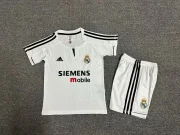 Kit de niño Real Madrid retro 03/04 local