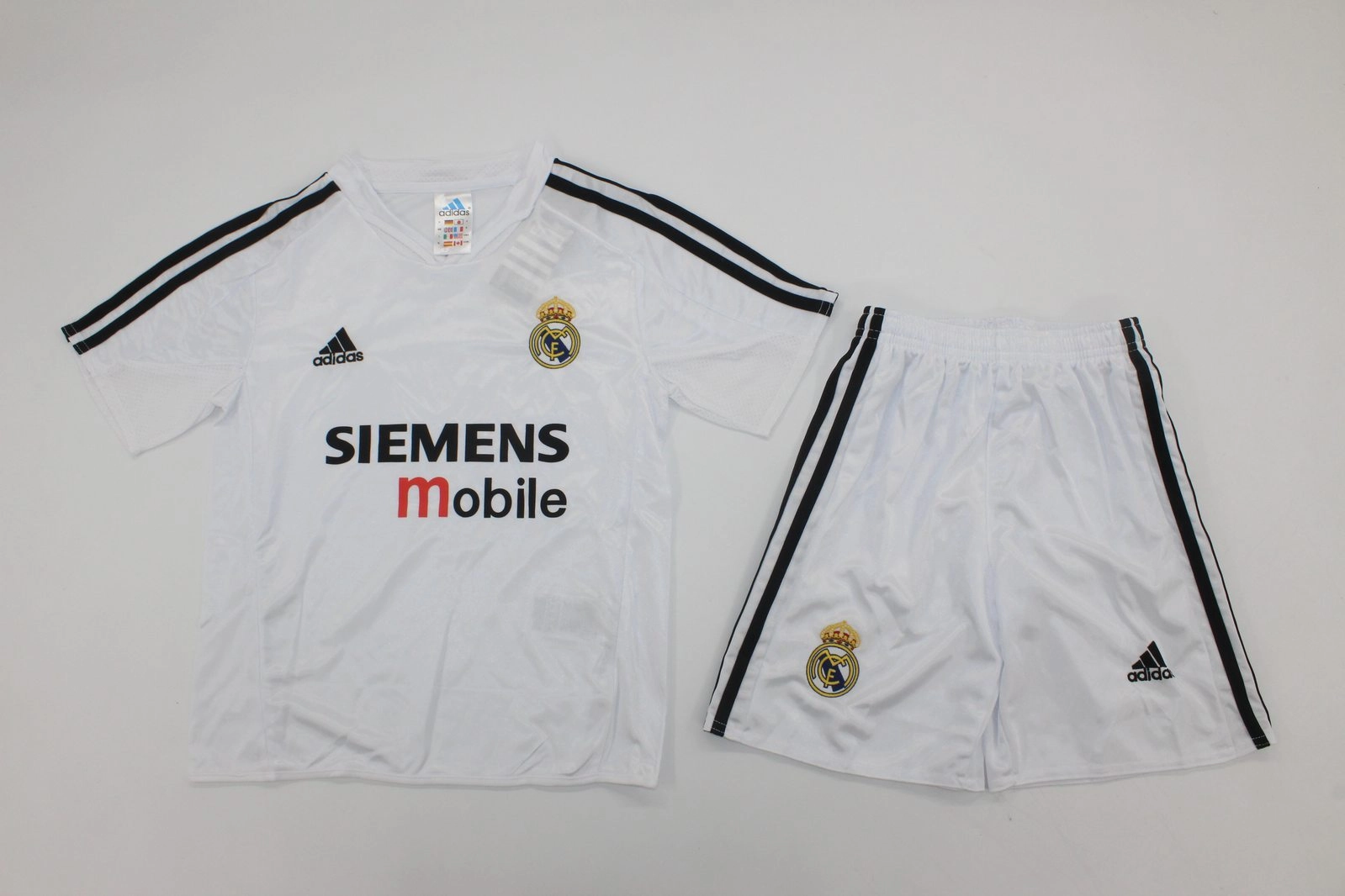 Retro-Kit-de-Niño-Real-Madrid-04-05-portada Kit de niño Real Madrid retro 04/05 local - Imagen 1