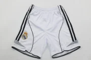 Kit de niño Real Madrid retro 06/07 local - Imagen 17