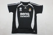 Kit de niño Real Madrid retro 06/07 visitante - Imagen 14