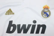 Kit de niño Real Madrid retro 11/12 local - Imagen 6