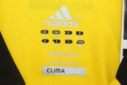 Kit de niño Real Madrid retro 11/12 portero amarillo - Imagen 15