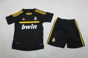 Kit de niño Real Madrid retro 11/12 portero negro
