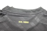 Kit de niño Real Madrid retro 11/12 visitante - Imagen 13