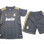 Kit de niño Real Madrid retro 11/12 visitante