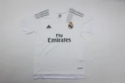 Kit de niño Real Madrid retro 15/16 - Imagen 4