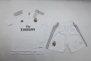 Kit de niño Real Madrid retro 15/16