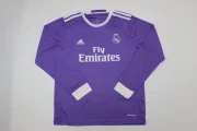 Kit de niño Real Madrid retro 16/17 manga larga - Imagen 10