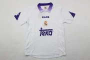 Kit de niño Real Madrid retro 97/98 local - Imagen 10