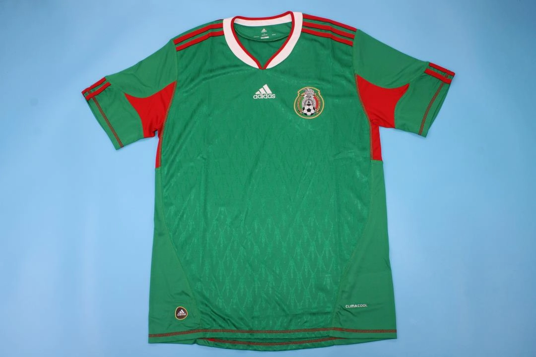 Retro-Mexico-2010-local-portada México retro 2010 local - Imagen 1