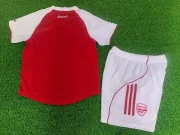 Kit de niño Arsenal local versión jugador 25/26 - Imagen 2