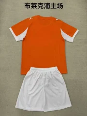 Kit de niño Blackpool local 25/26 - Imagen 2