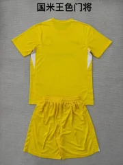 Kit de niño Inter de Milán portero color amarillo 25/26 - Imagen 2