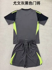 Kit de niño Juventus portero color gris 25/26 - Imagen 2