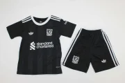 Kit de niño Liverpool portero color negro 25/26