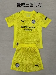 Kit de niño Manchester City portero color amarillo 25/26