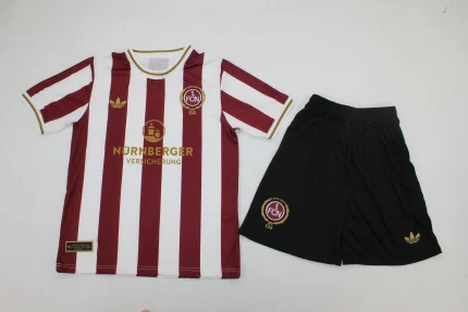 Kit de niño Nuremberg local 25/26