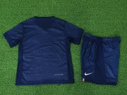 Kit de niño PSG local versión jugador 25/26 - Imagen 2