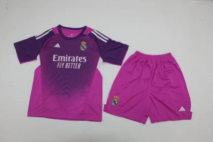 Kit de niño Real Madrid portero color lila 25/26