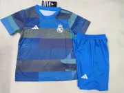 Kit de niño Real Madrid prepartido 25/26